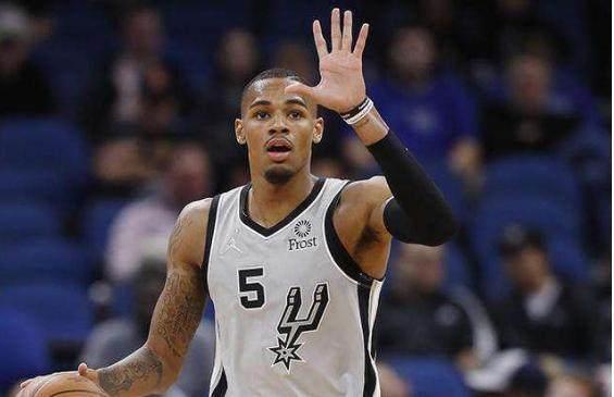 伦卡细腻与 伦卡细腻与