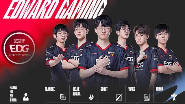 的等待与坚 的等待与坚