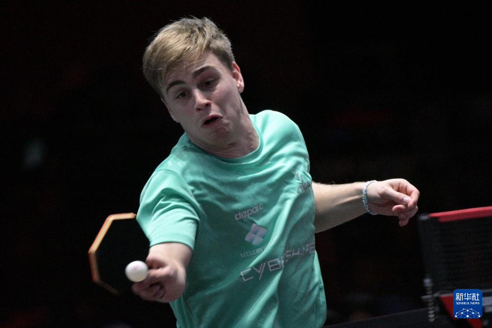 伍的辛勤训 伍的辛勤训