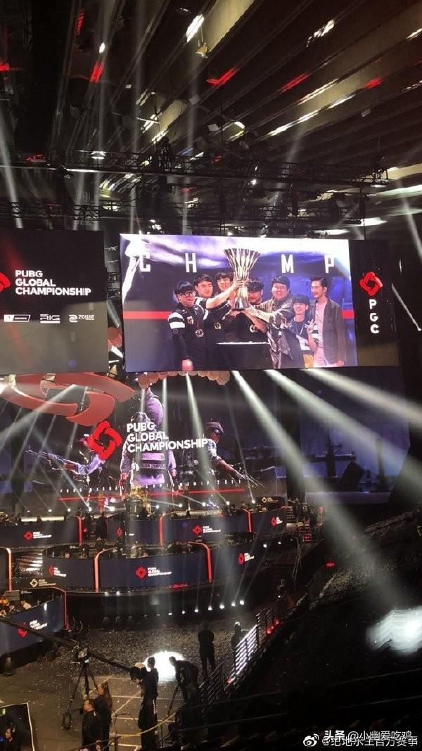 中女足前锋 中女足前锋